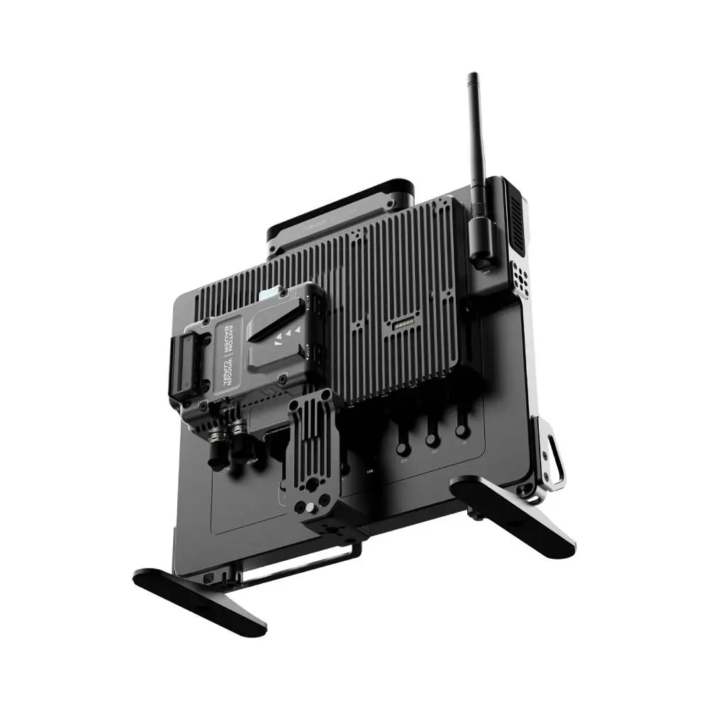 16-1003-VM-Ultra10Bolt6RX1500V-MountKit-Back-ThreeQuarters-2.webp