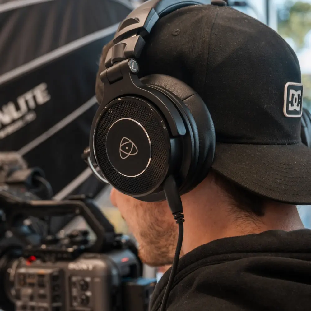 HEADPHONES-6.webp