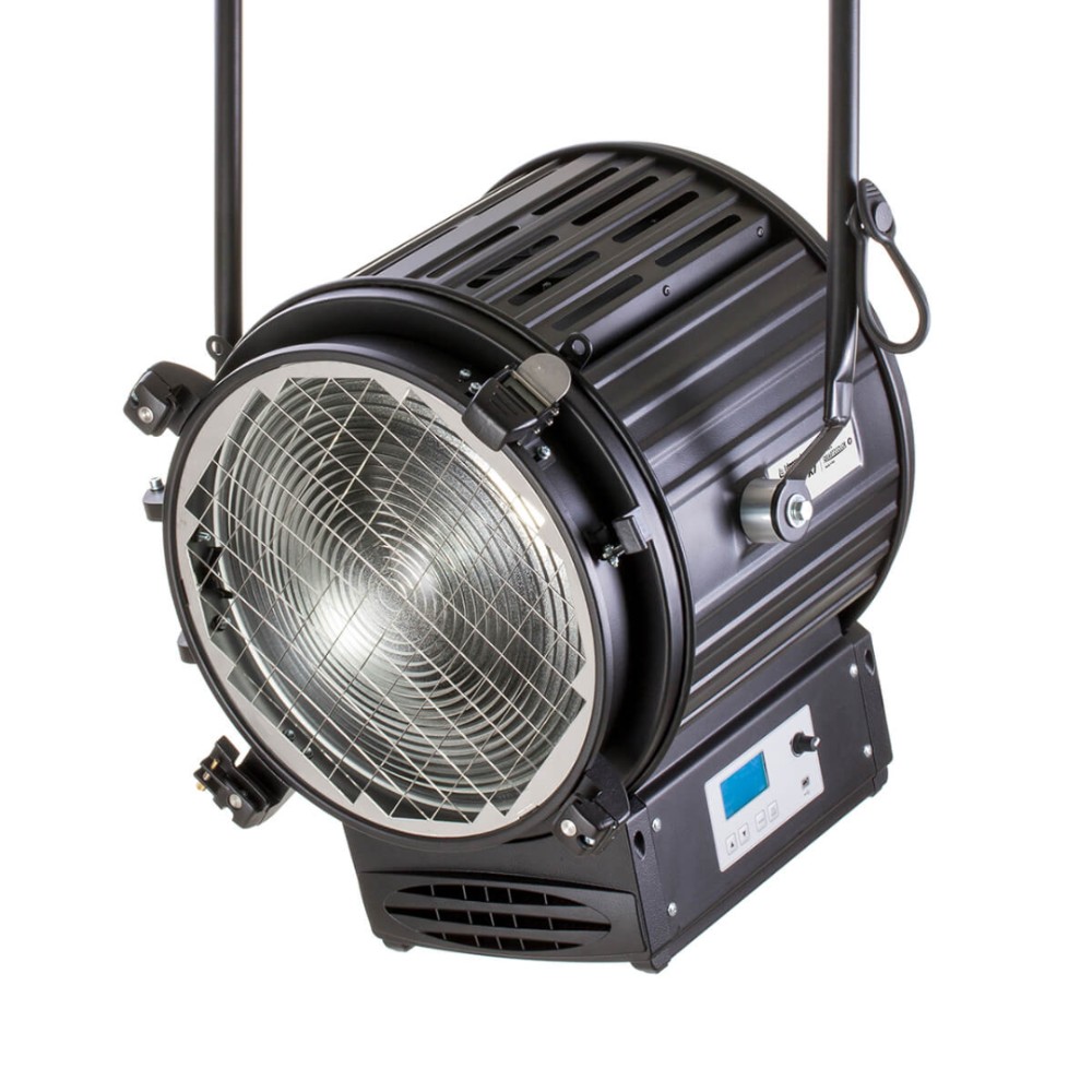 Litepanels Studio X7 Daylight 360W LED Fresnel (pole operated, EU power cable)